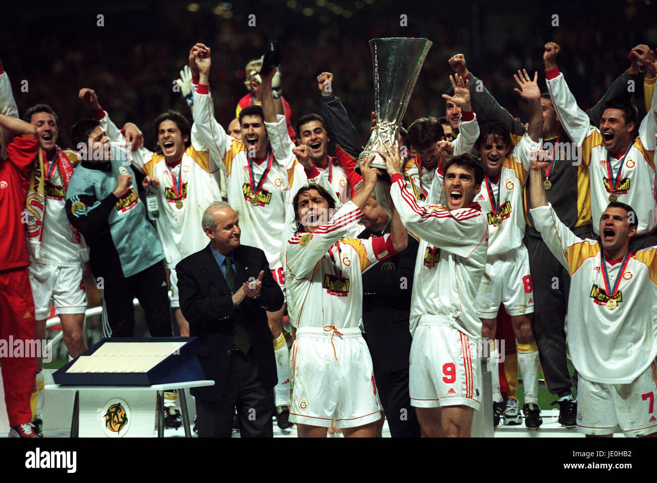 Galatasaray Sk Uefa Cup Champions 2000 17 Mai 2000 Stockfotografie Alamy