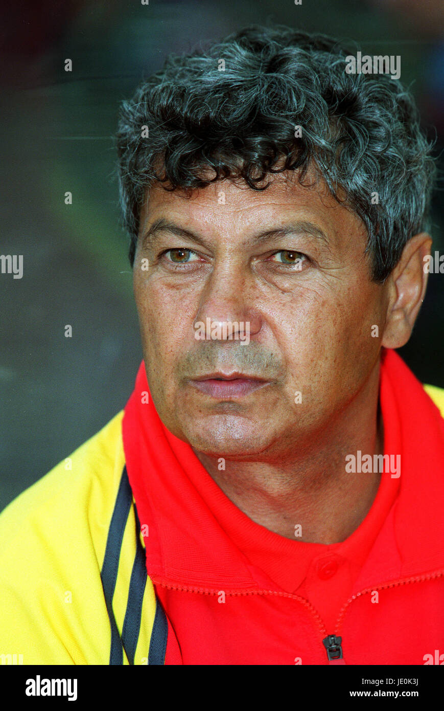 Mircea Lucescu Galatasaray Fc Munchen Opel Meister 2000 5 August 2000 Stockfotografie Alamy