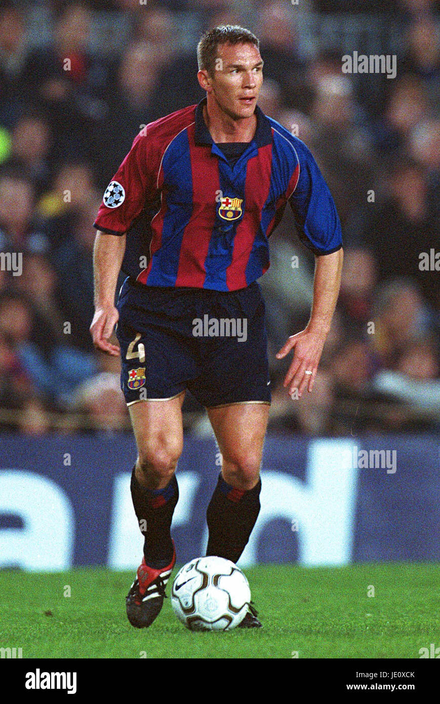 PATRIK ANDERSSON FC BARCELONA NOU CAMP BARCELONA 5. Dezember 2001