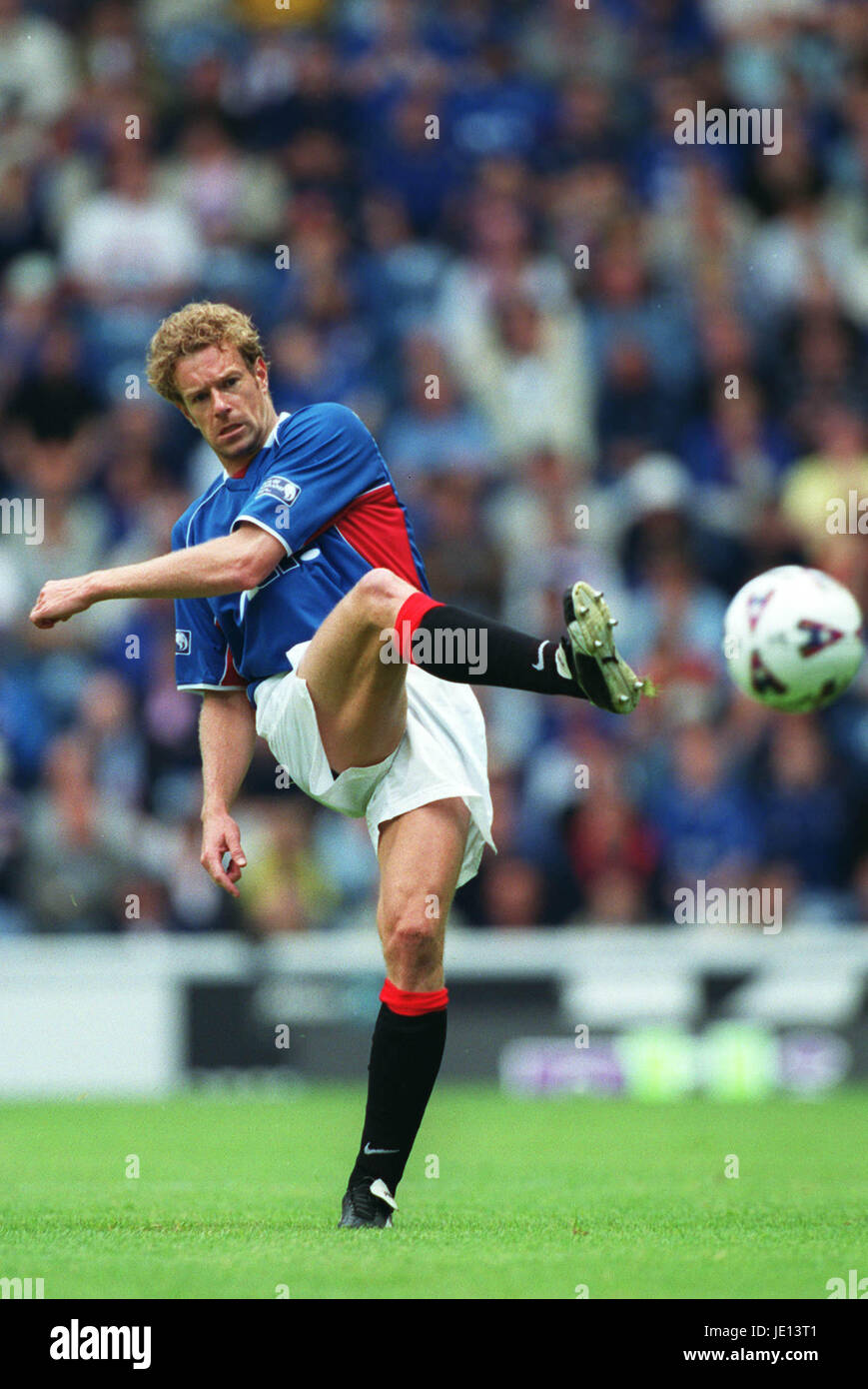 BERT KONTERMAN GLASGOW RANGERS FC IBROX GLASGOW 4. August 2001 Stockfoto