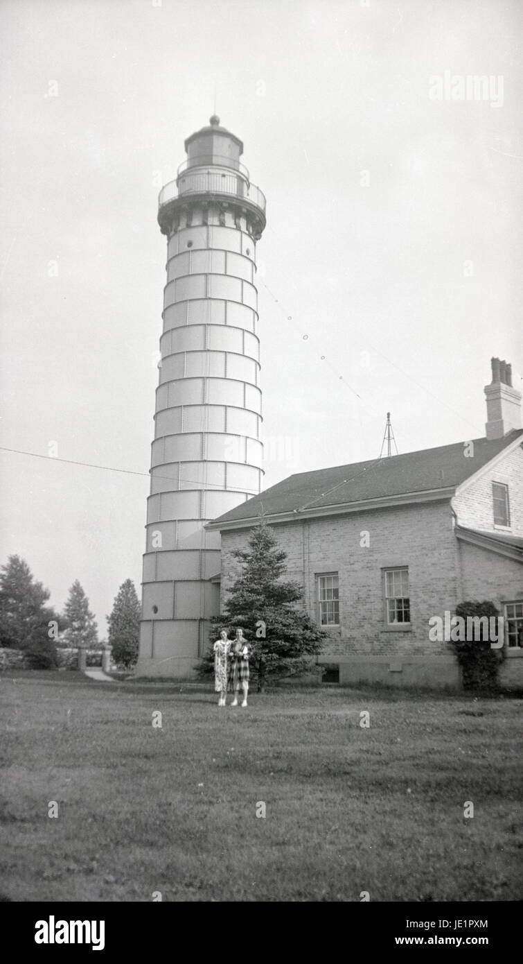 Antike c1930 Foto, Cana Insel Leuchtturm in Wisconsin. Die Kana-Insel-Leuchtturm ist ein Leuchtturm nördlich von Baileys Harbor in Door County, Wisconsin, Vereinigte Staaten. QUELLE: ORIGINALFOTO. Stockfoto
