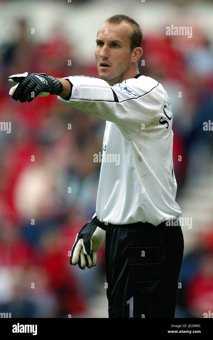 MARK SCHWARZER MIDDLESBROUGH FC RIVERSIDE MIDDLESBROUGH ENGLAND 21. September 2002 Stockfoto