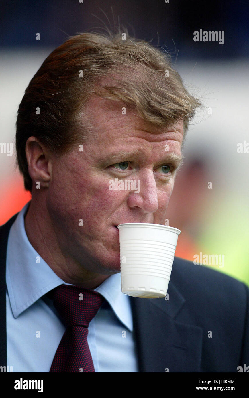 STEVE MCCLAREN MIDDLESBROUGH FC MANAGER HORTHORNS BIRMINGHAK 23. November 2002 Stockfoto