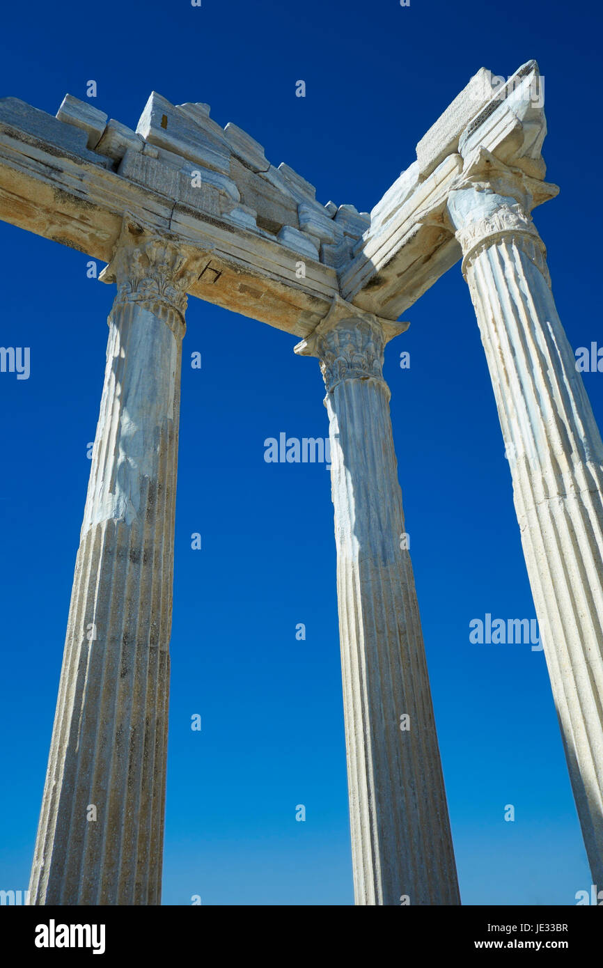 Blick auf die römischen Ruinen der Tempel des Apollo und Athena in Side. Lykien. Mittelmeerküste, Antalya.Turkey Stockfoto