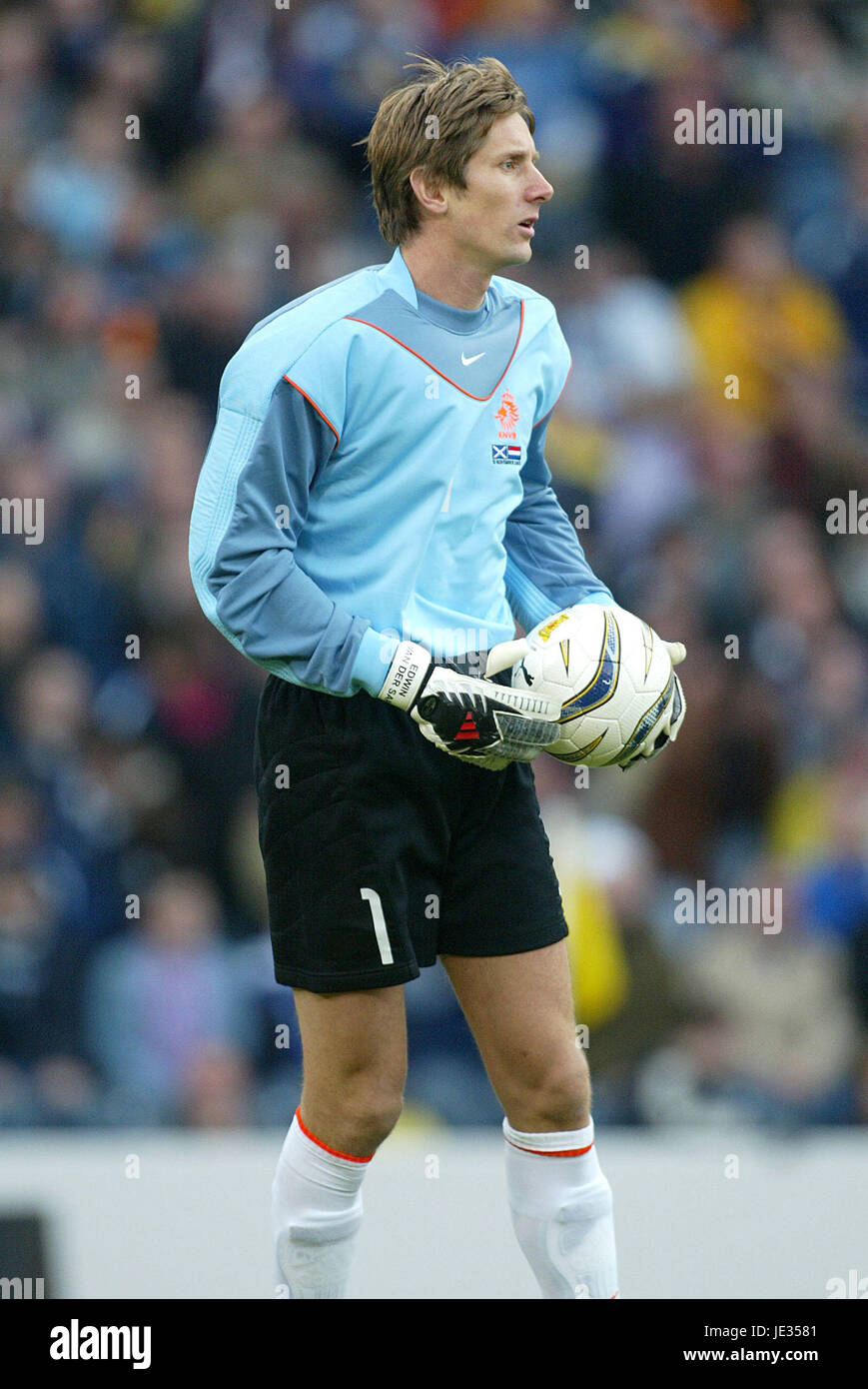 EDWIN VAN DER SAR HOLLAND HAMPDEN PARK GLASGOW Schottland 15. November 2003 Stockfoto