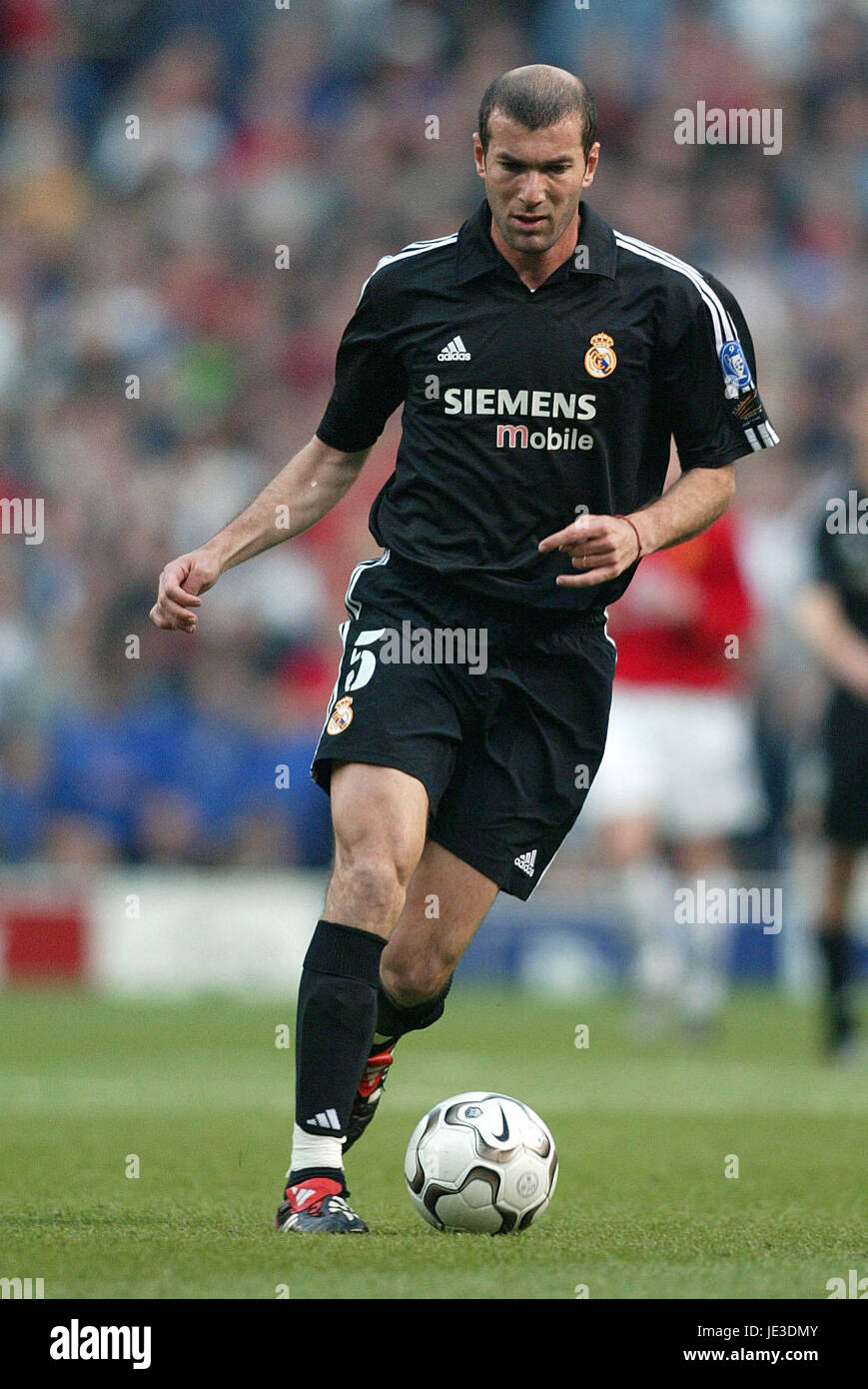 ZINEDINE ZIDANE REAL MADRID CF 23. April 2003 Stockfoto