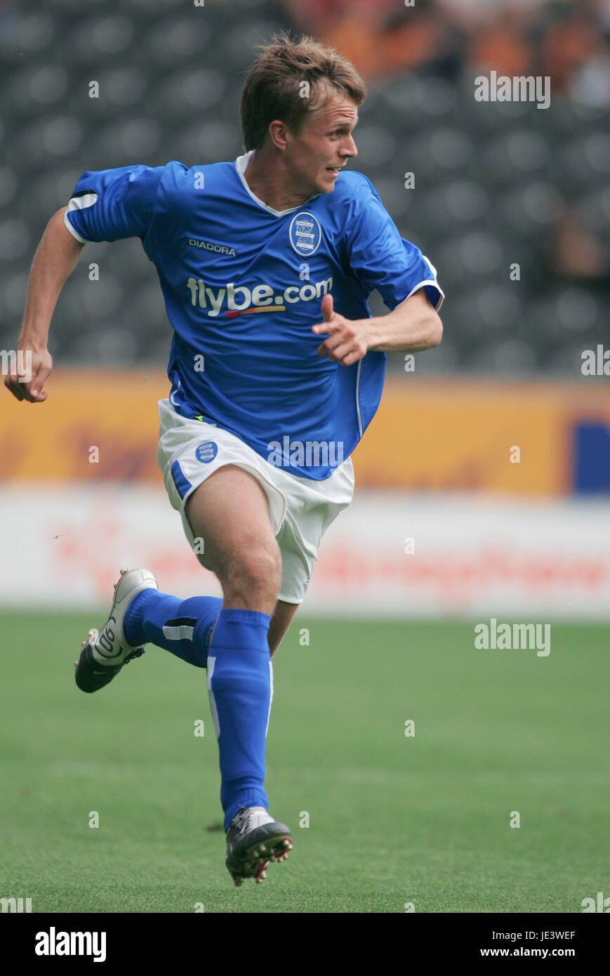 JESPER GRONKJAER BIRMINGHAM CITY FC KC STADIUM HULL ENGLAND 31. Juli 2004 Stockfoto