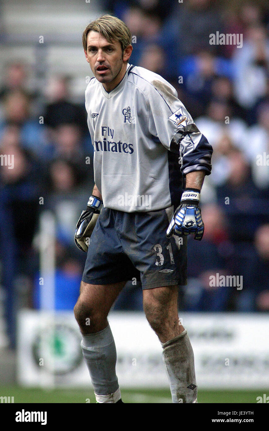 MARCO AMBROSIO CHELSEA FC REEBOK STADIUM BOLTON ENGLAND 13. März 2004
