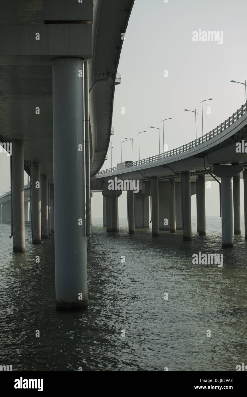 Shenzhen Bucht Brücke, Hong Kong SAR mit dem chinesischen Festland, Stadt Shenzhen, Provinz Guangdong, Volksrepublik China; Stockfoto