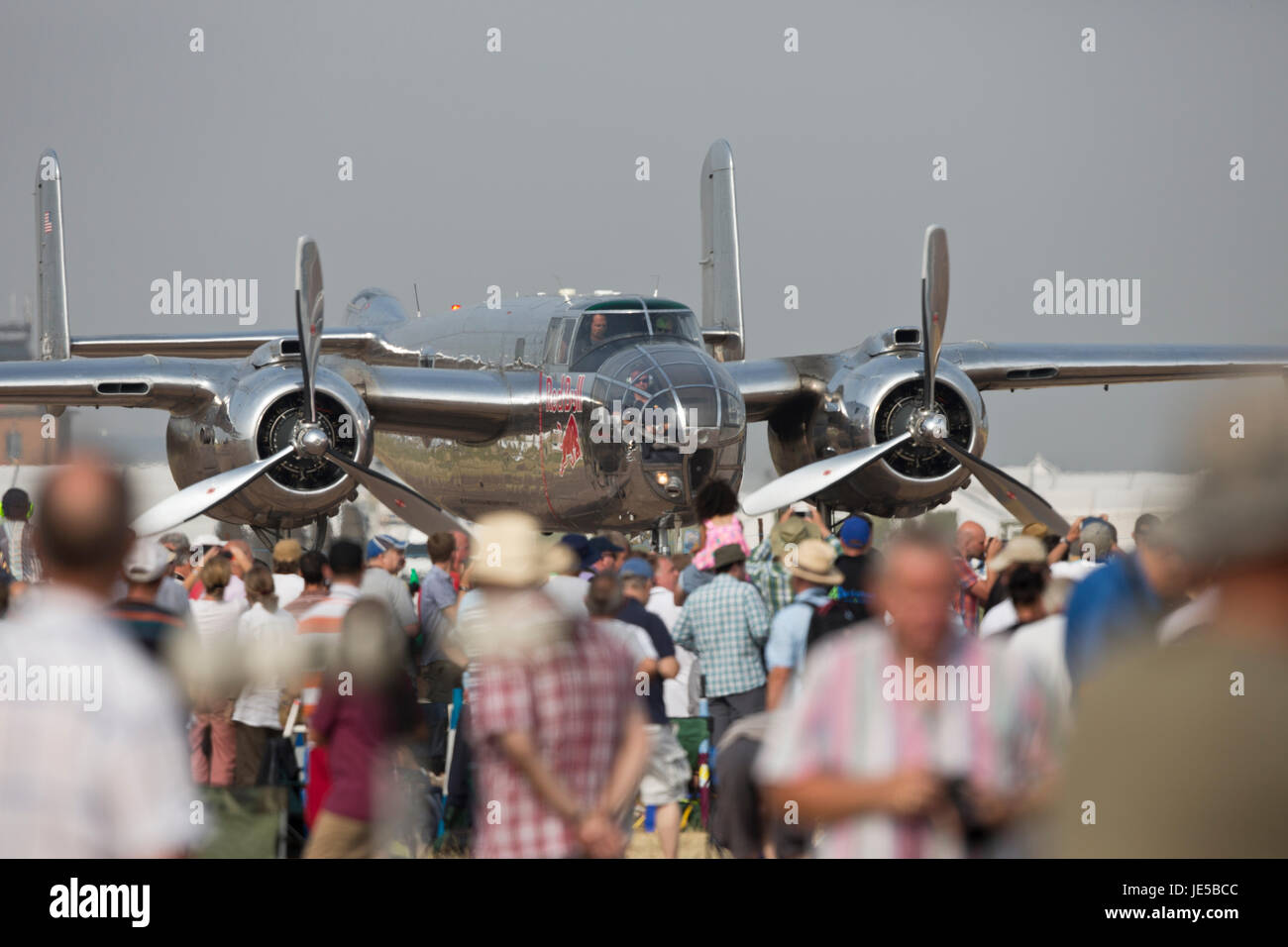 North American B-25j Mitchell am Royal International Air Tattoo, RAF Fairford, Gloucestershire, UK, Juni 2013 Stockfoto