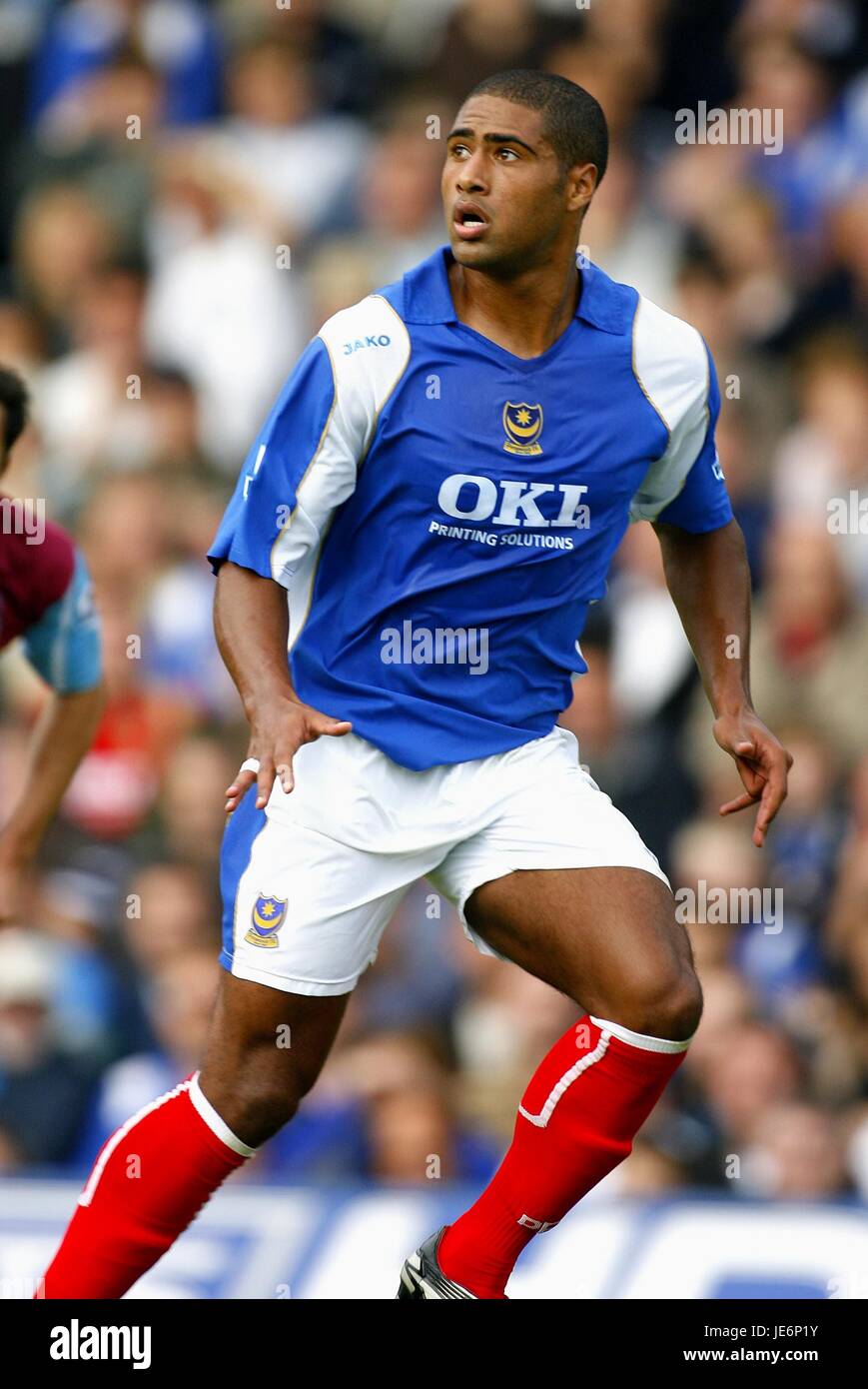 GLEN JOHNSON PORTSMOUTH FC FRATTON PARK PORTSMOUTH ENGLAND 14. Oktober 2006 Stockfoto