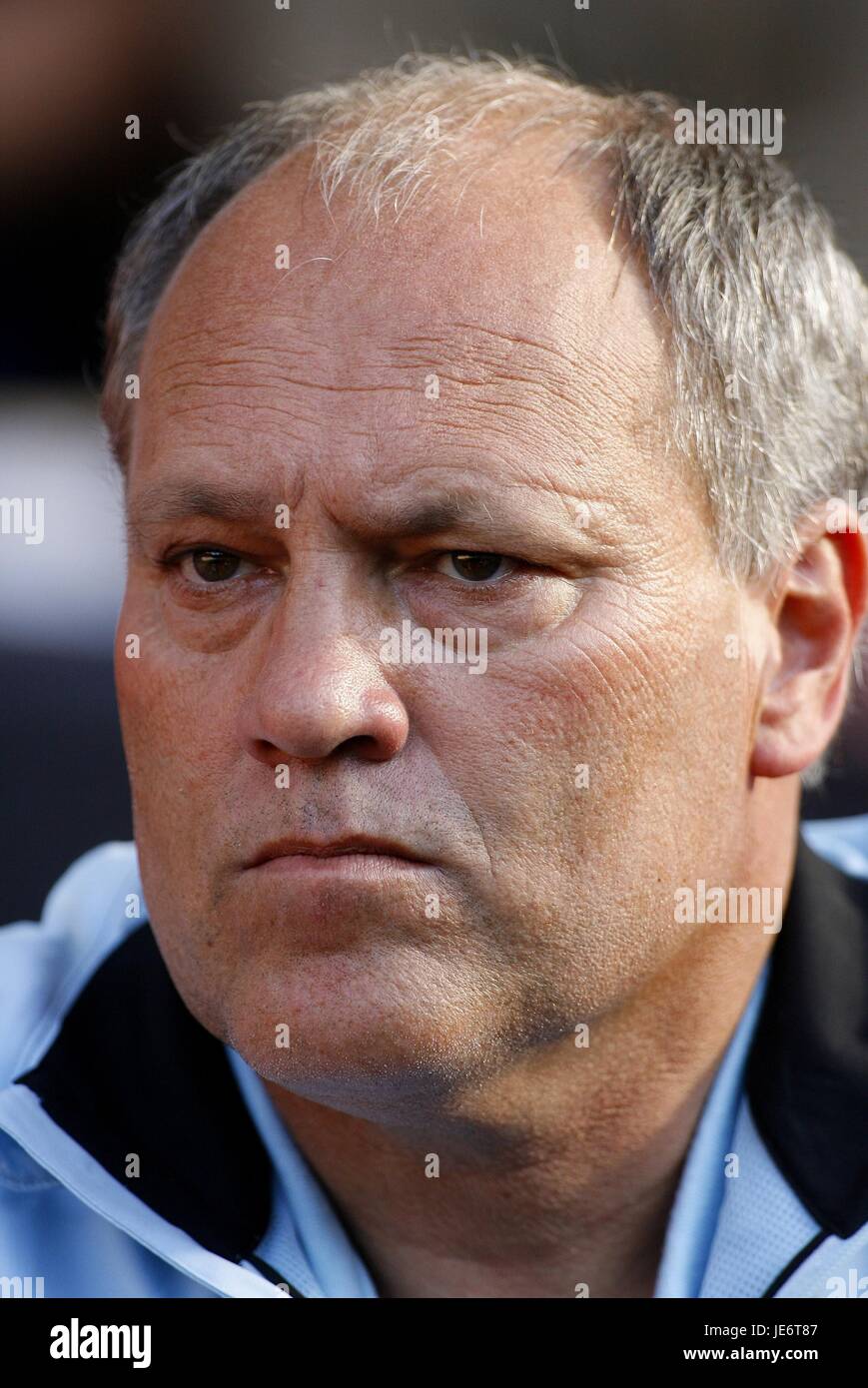 MARTIN JOL TOTTENHAM HOTSPUR MANAGER OLD TRAFFORD MANCHESTER ENGLAND 9. September 2006 Stockfoto