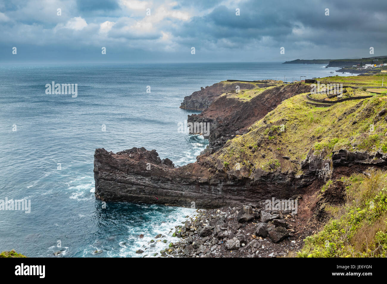 Norden von Sao Miguel Island, Atlantik. Die Insel Sao Miguel ist Teil des Azoren-Archipels, Portugal. Stockfoto