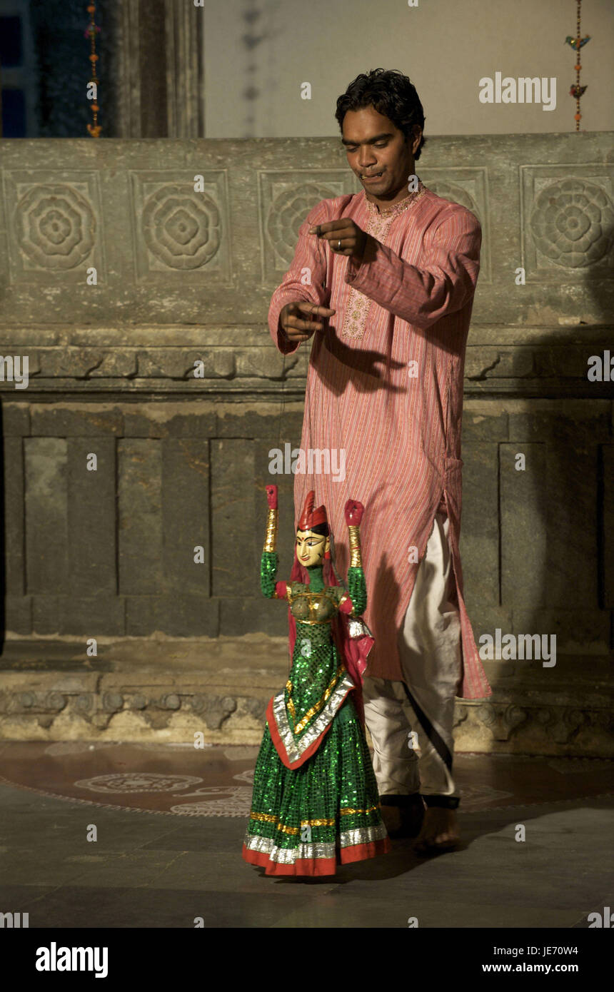Indien, Rajasthan, Udaipur, Bagore-Ki-Haveli, Marionetten-Spieler, Stockfoto