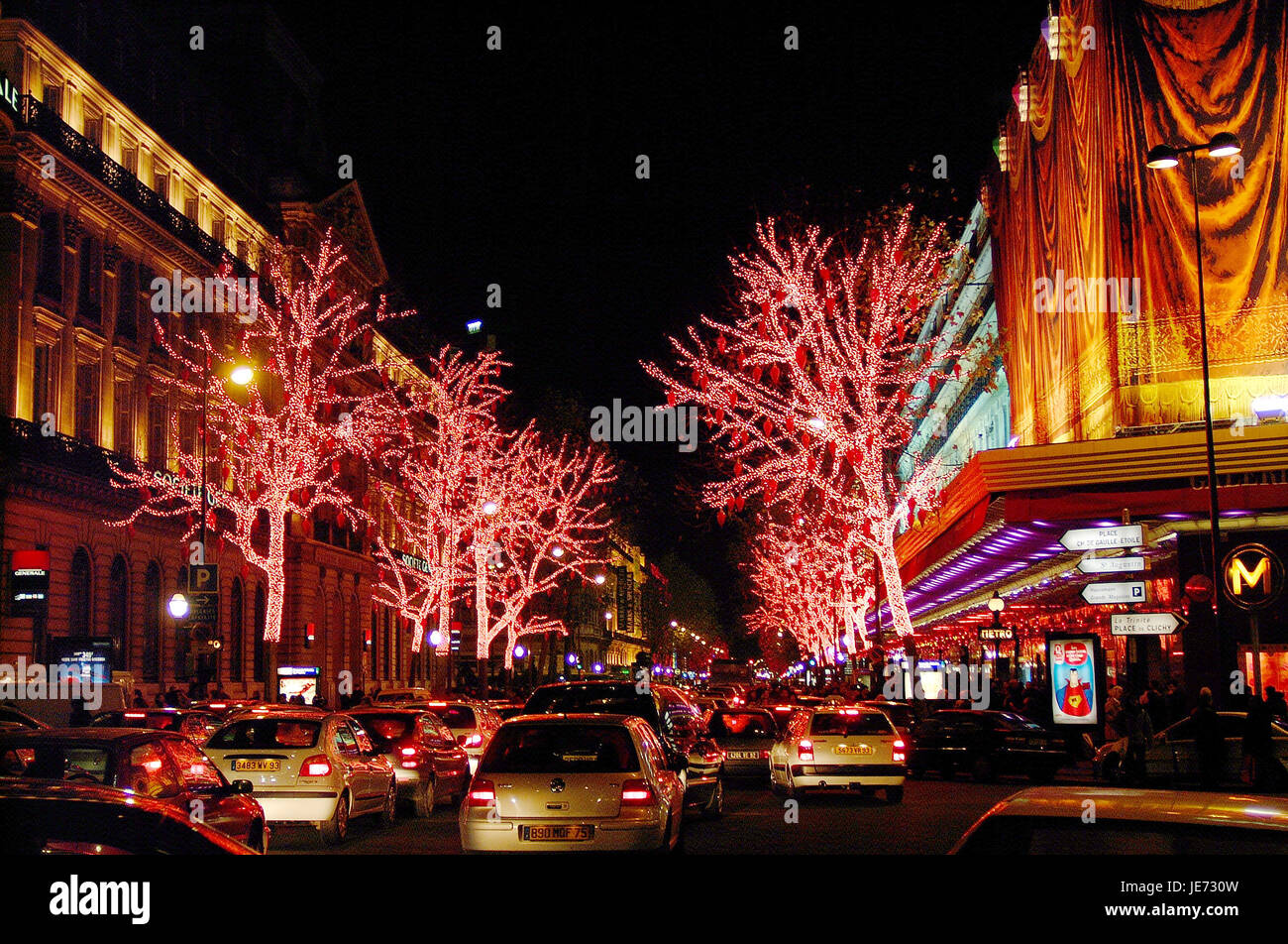 Weihnachtsbeleuchtung, Galerie Lafayette, Boulevard Hausmann, Paris, Frankreich, Stockfoto