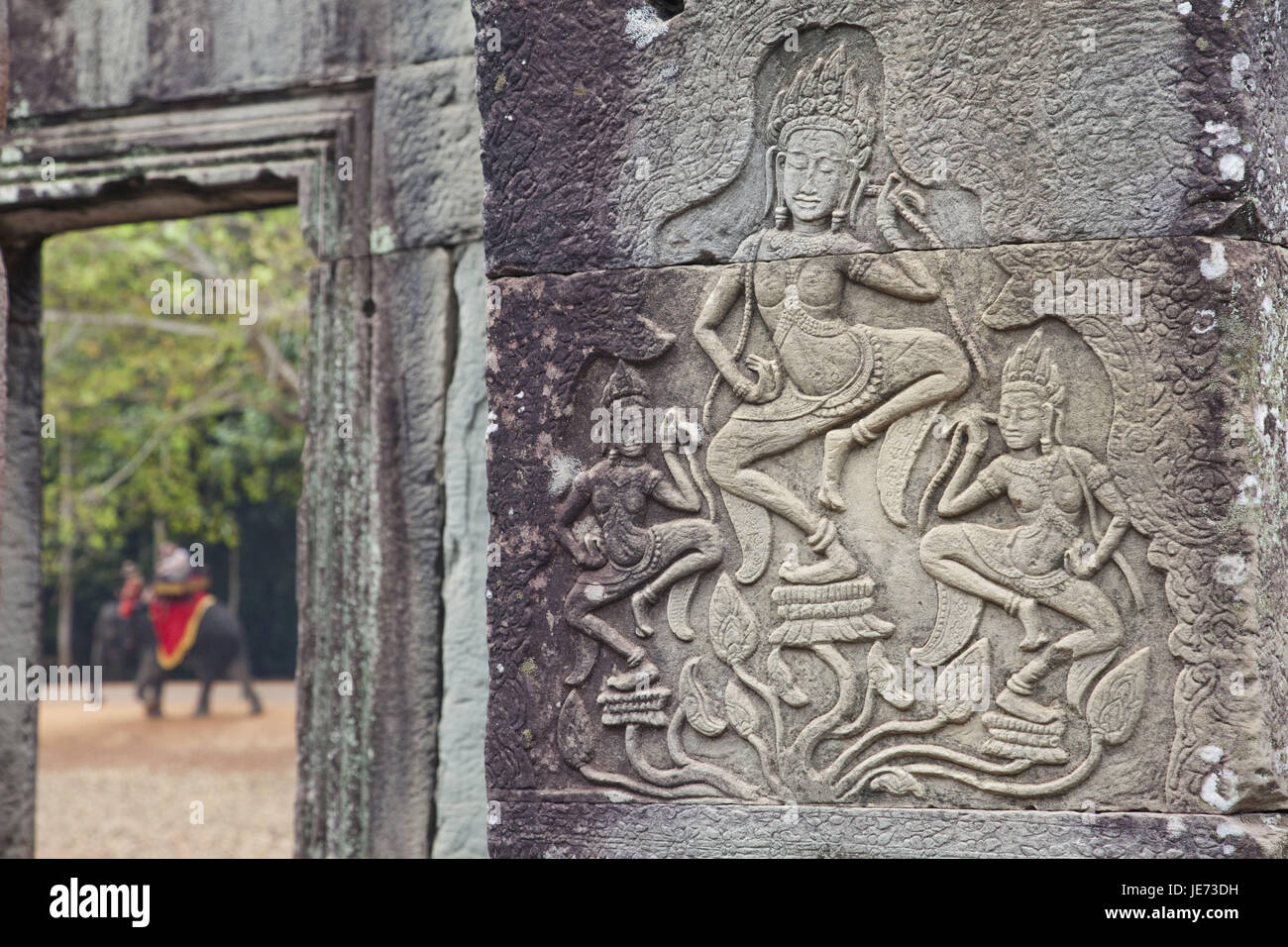 Kambodscha, Siem Reap, Angkor Thom, Bayon Tempel, Vorschlagnote, Relief, Darstellung, Apsara-Tänzerinnen, Stockfoto