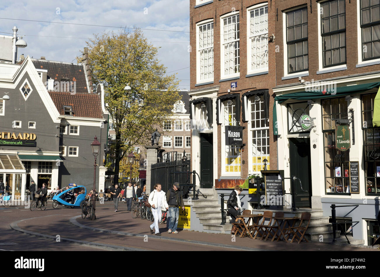 Holland, die Niederlande, Amsterdam, Touristen auf dem Weg, Stockfoto
