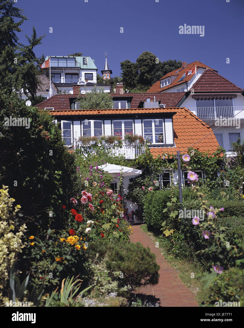 Deutschland, Hamburg, Blankenese, Treppen vierte, Wohn-Haus, Garten, Stadt, Stadtteil, Stadt vierte, Hamburg-Blankenese, Elbvorort, Haus, Häuser, Sommer, Blumen, Gartenweg, sonnig, hell, idyllische Wohn-Viertel, Stockfoto