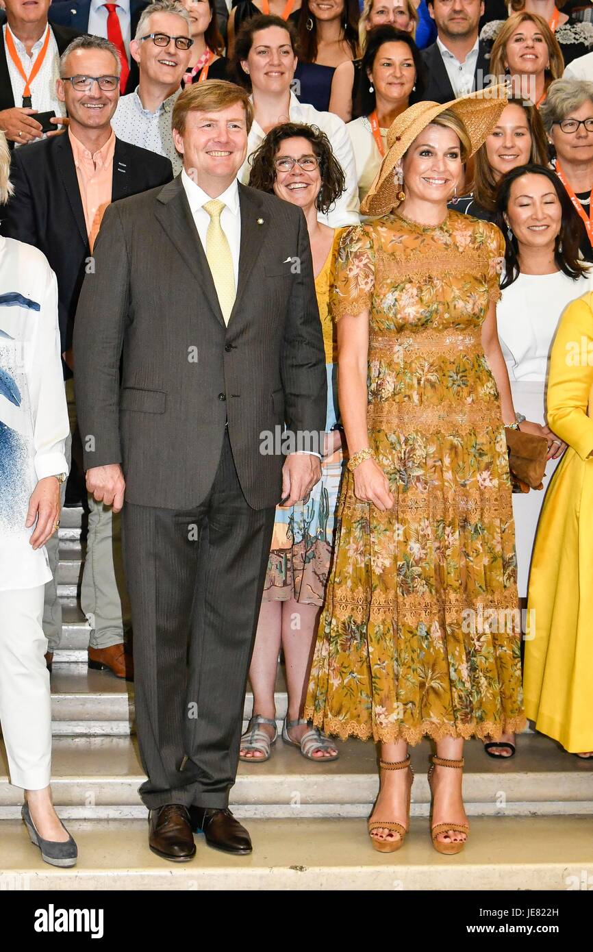 Mailand Italien 23 Juni 2017 Mailand Maxima Zorreguieta Cerruti Und Guglielmo Alessandro Von Oranien Nassau Der Triennale In Mailand Zu Besuchen Im Bild Maxima Und William Alessandro Von Holland Credit Ipa Alamy Live Nachrichten Stockfotografie