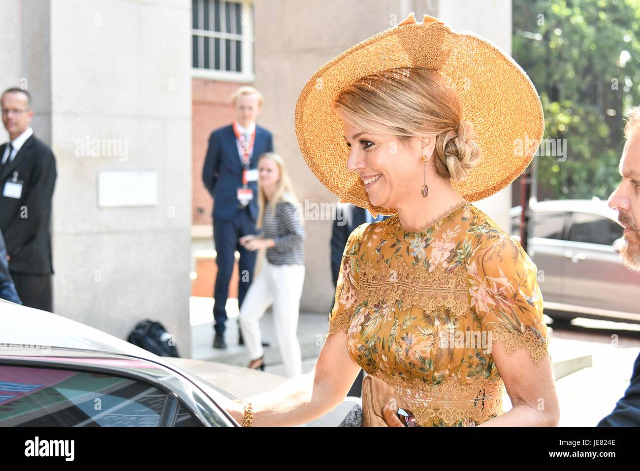 Mailand, Italien. 23. Juni 2017. Mailand. Maxima Zorreguieta Cerruti und Guglielmo Alessandro von Oranien-Nassau, der Triennale in Mailand zu besuchen. Im Bild: Maxima und William Alessandro von Holland Credit: IPA/Alamy Live-Nachrichten Stockfoto