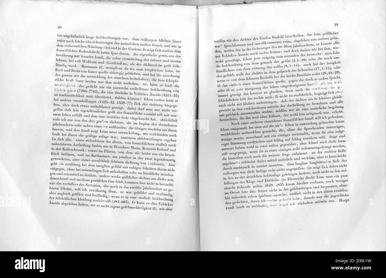 Dieser Titel bezieht sich auf ein Werk von Grimm (wahrscheinlich die berühmten Brüder Grimm), das sich auf die mythologischen oder folkloristischen Geschichten rund um die Figuren Athis und Prophilien konzentriert. Die Arbeit erforscht ihre Geschichten und ihren Symbolismus. Stockfoto