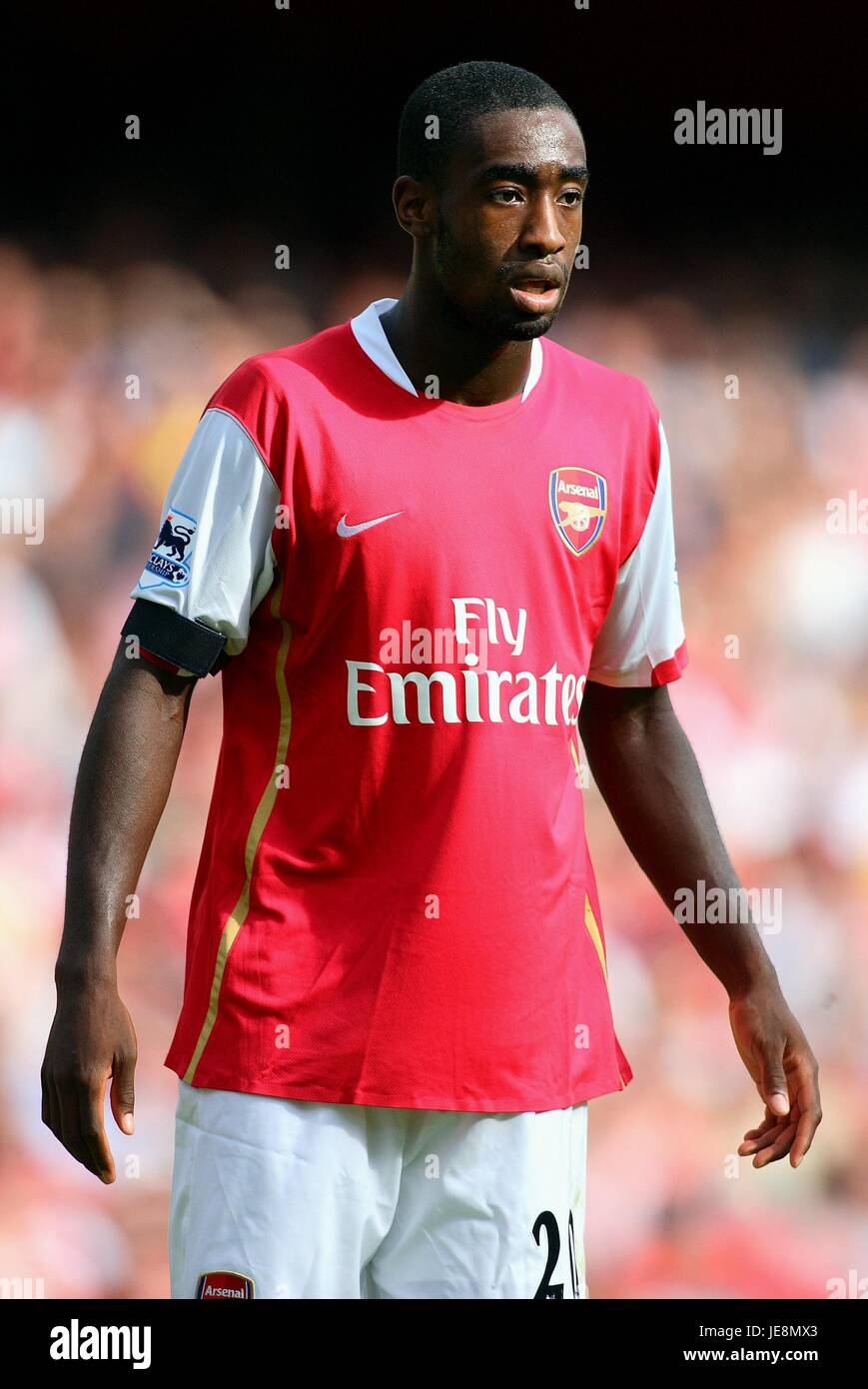 JOHAN DJOUROU ARSENAL FC EMIRATES Stadion ARSENAL LONDON 19. August 2006 Stockfoto