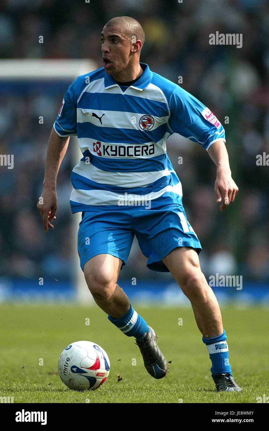 JAMES HARPER READING FC ELLAND ROAD LEEDS ENGLAND 15. April 2006 Stockfoto