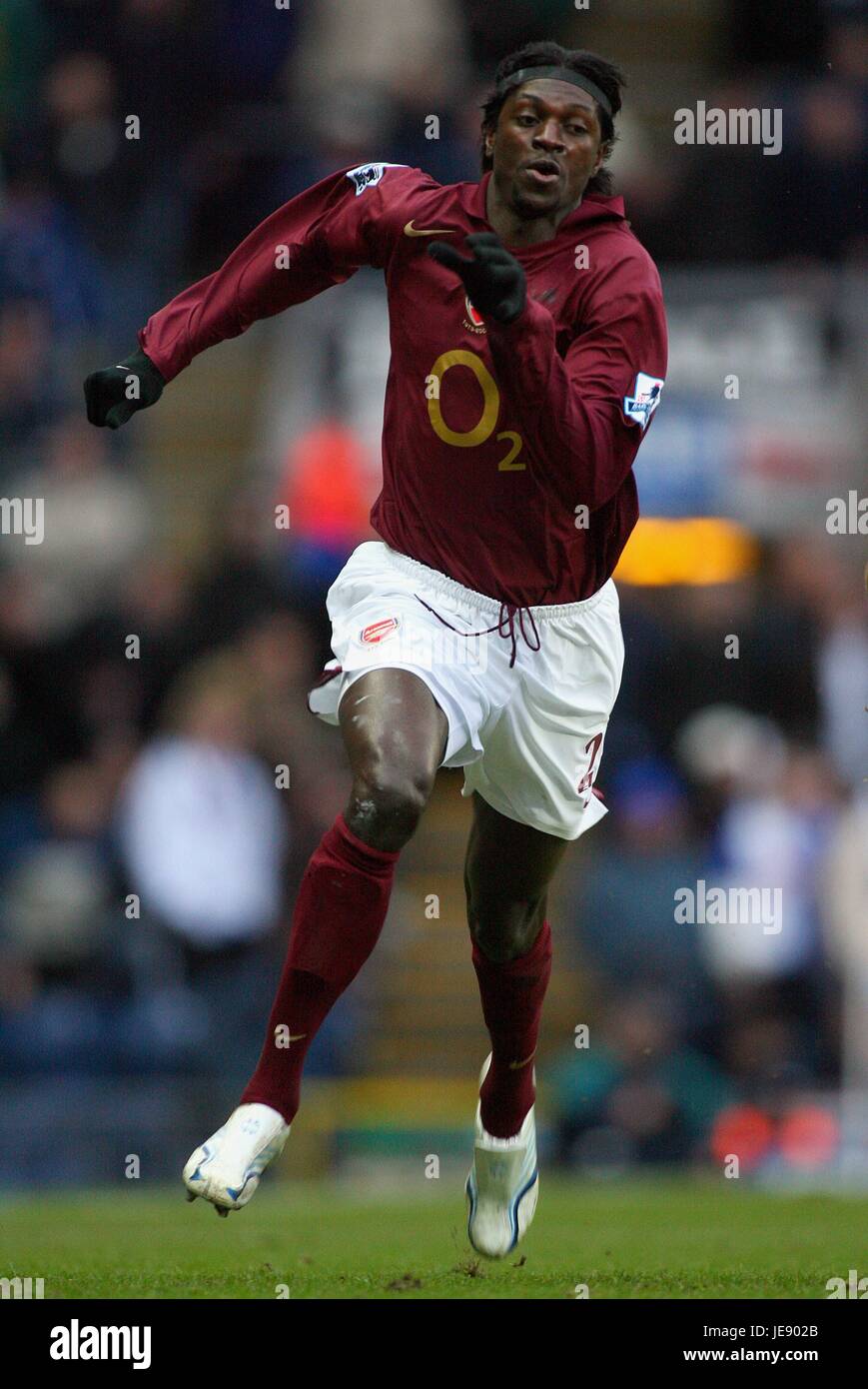 EMMANUEL ADEBAYOR ARSENAL FC EWOOD PARK BLACKBURN ENGLAND 25. Februar 2006 Stockfoto