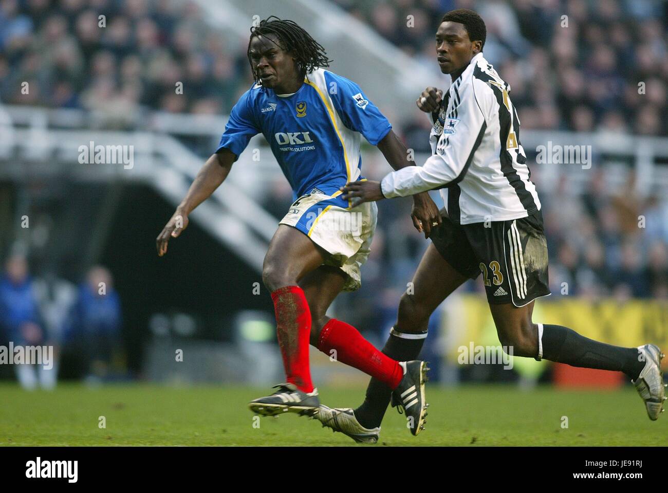 LINVOY PRIMUS & SHOLA AMEOBI NEWCASTLE UTD V PORTSMOUTH ST JAMES PARK NEWCASTLE ENGLAND 4. Februar 2006 Stockfoto