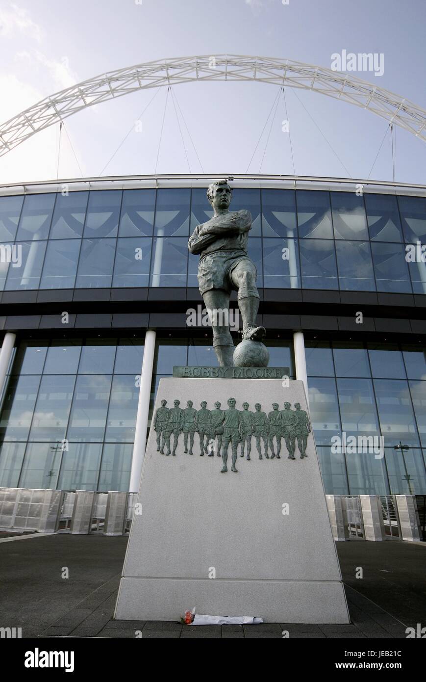 BOBBY MOORE STATUE WEMBLEY Stadion LONDON WEMBLEY Stadion LONDON ENGLAND 19. Mai 2007 Stockfoto