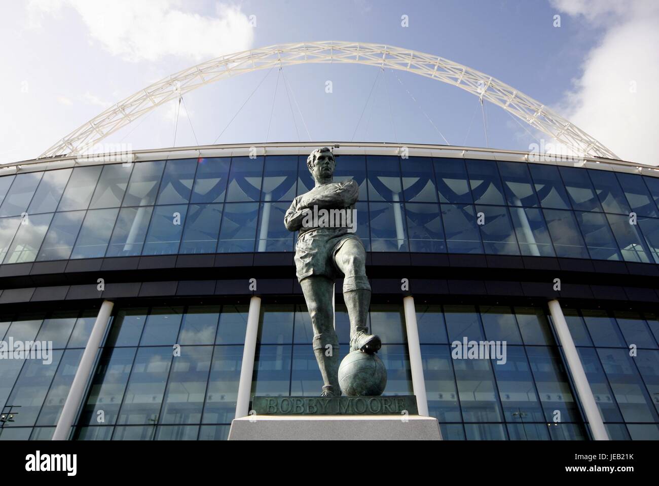 BOBBY MOORE STATUE WEMBLEY Stadion LONDON WEMBLEY Stadion LONDON ENGLAND 19. Mai 2007 Stockfoto