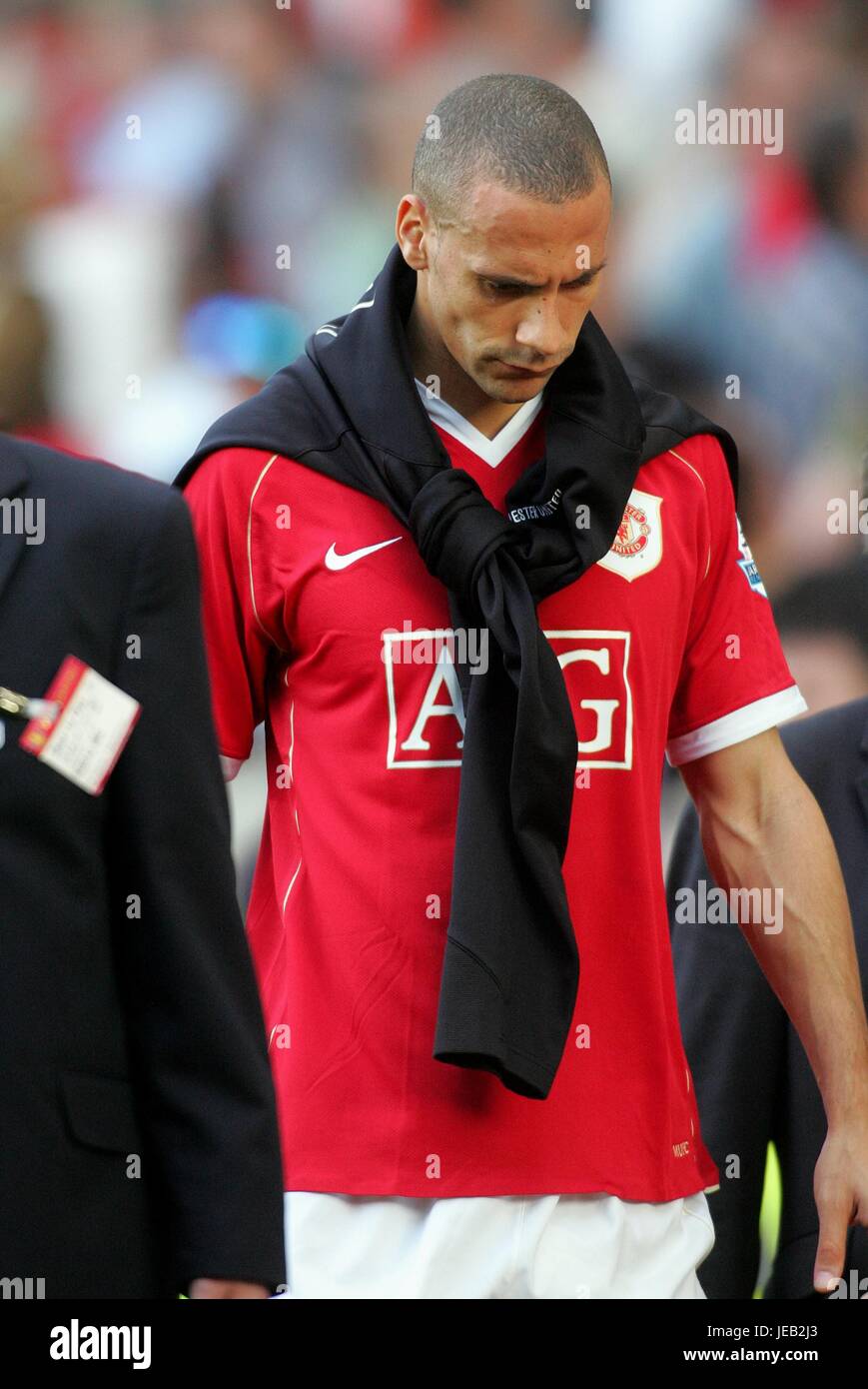 RIO FEDINAND erlischt verletzten MANCHESTER UTD V WATFORD VILLENPARK BIRMINGHAM ENGLAND 14. April 2007 Stockfoto