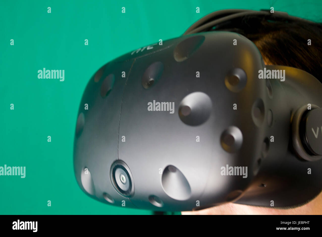 Frau mit Vr-Brille Stockfoto