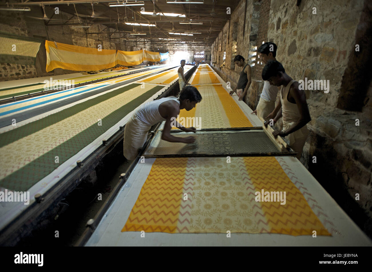 Indien, Rajasthan, Jaipur, Sanganer, Textilfabrik, Sari-Produktion, Stockfoto