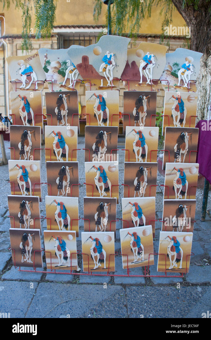 Bilder gemalt von Sand als Souvenir, Tipasa, Algerien, Afrika, Stockfoto