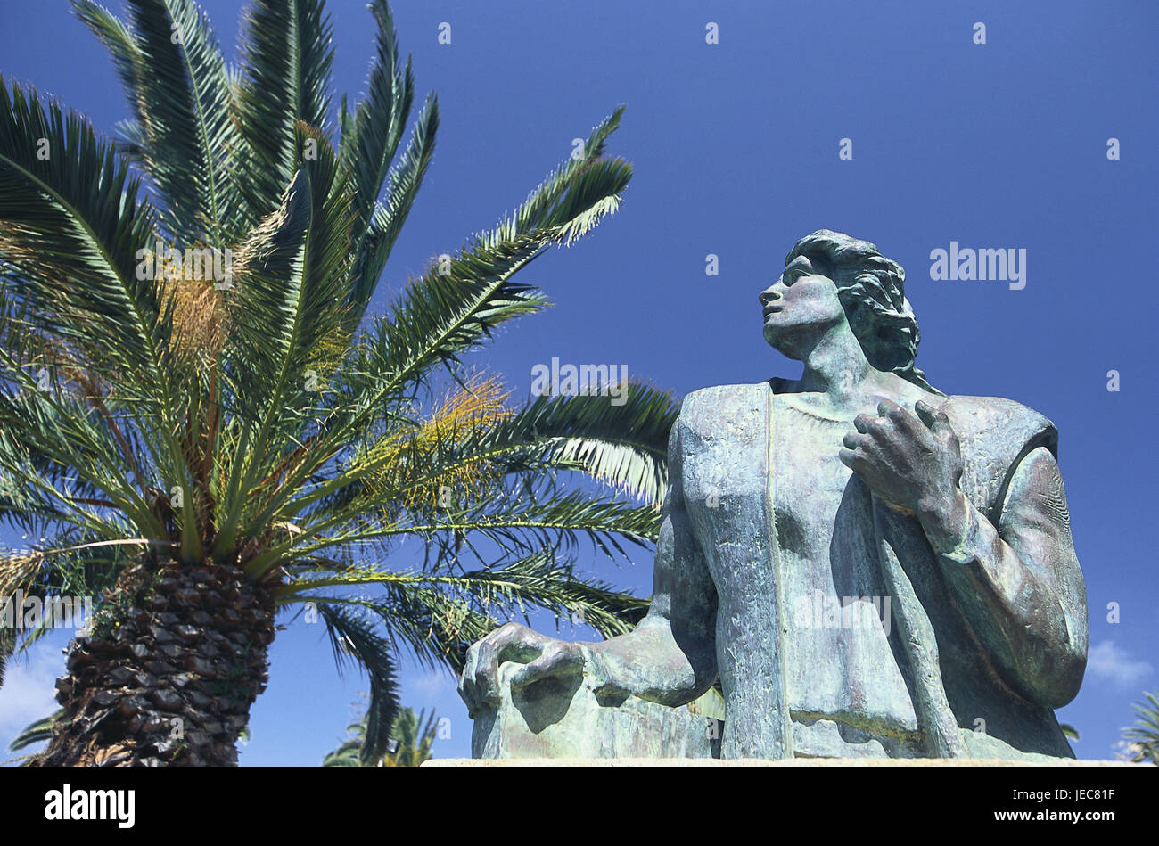 Kolumbus-Denkmal, Atlantic, Atlantik, Portugal, Insel Porto Santo, Vila Baleira Insel, Insel, Platz, Platz, Palm, Statue, Bronzestatue, Ort von Interesse, Reiseziel, Tourismus, Stockfoto