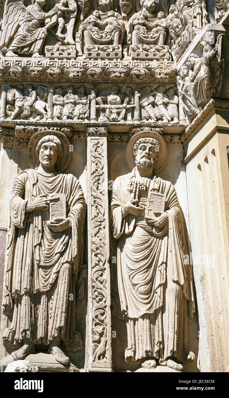 Reisen Sie in die Provence, Frankreich - outdoor-Wanddekoration der alten Kirche von St. Trophime in Arles Stadt Stockfoto