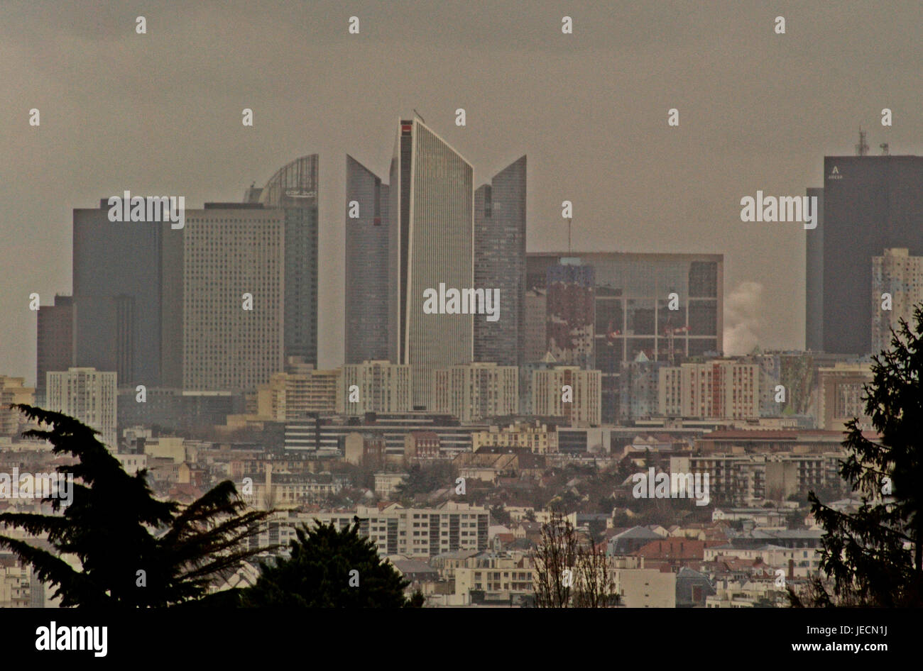 LA DEFENSE SKYLINE von LOUVECIENNES PARIS - 2010 © Frédéric BEAUMONT Stockfoto