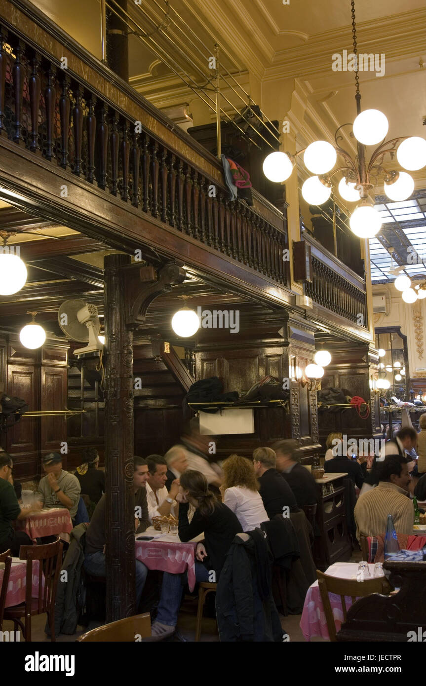 Frankreich, Paris, Rue du Faubourg Montmartre, Restaurant Chartier, Leuchter, Gäste, innen, Unschärfe, kein Model-Release, Stockfoto