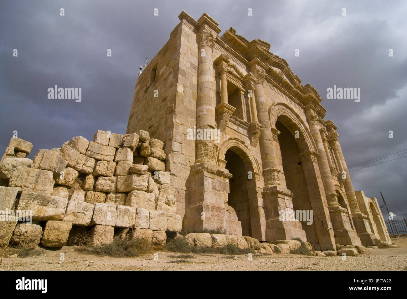 Historische Ruinen von Jerash, Triumphbogen, Jordanien, Stockfoto