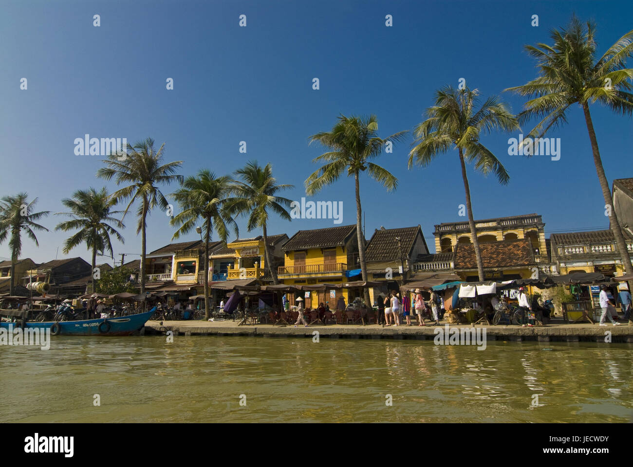 Kleiner Hafen mit hölzernen Boots, Hoi an In Vietnam, Stockfoto