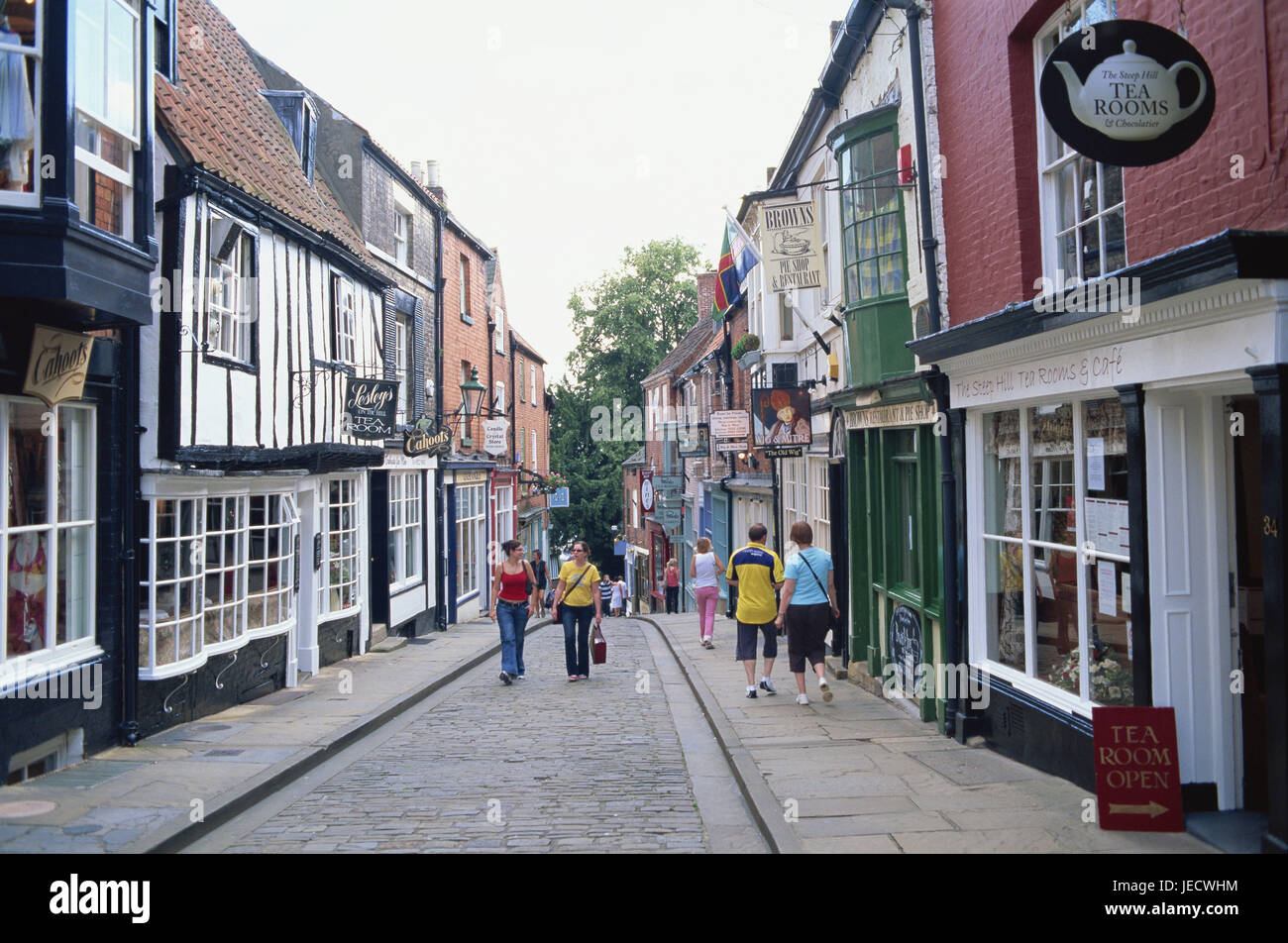 Großbritannien, England, Lincolnshire, Lincoln, steilen Hügel, Geschäfte, Fußgänger, kein Modell loslassen, Europa, Stadt, Ziel, Ort von Interesse, Gasse, Straße, Kopfsteinpflaster, Häuser, Gebäude, Terrassen, Geschäften, Menschen, Touristen, Tourismus, draußen, Stockfoto