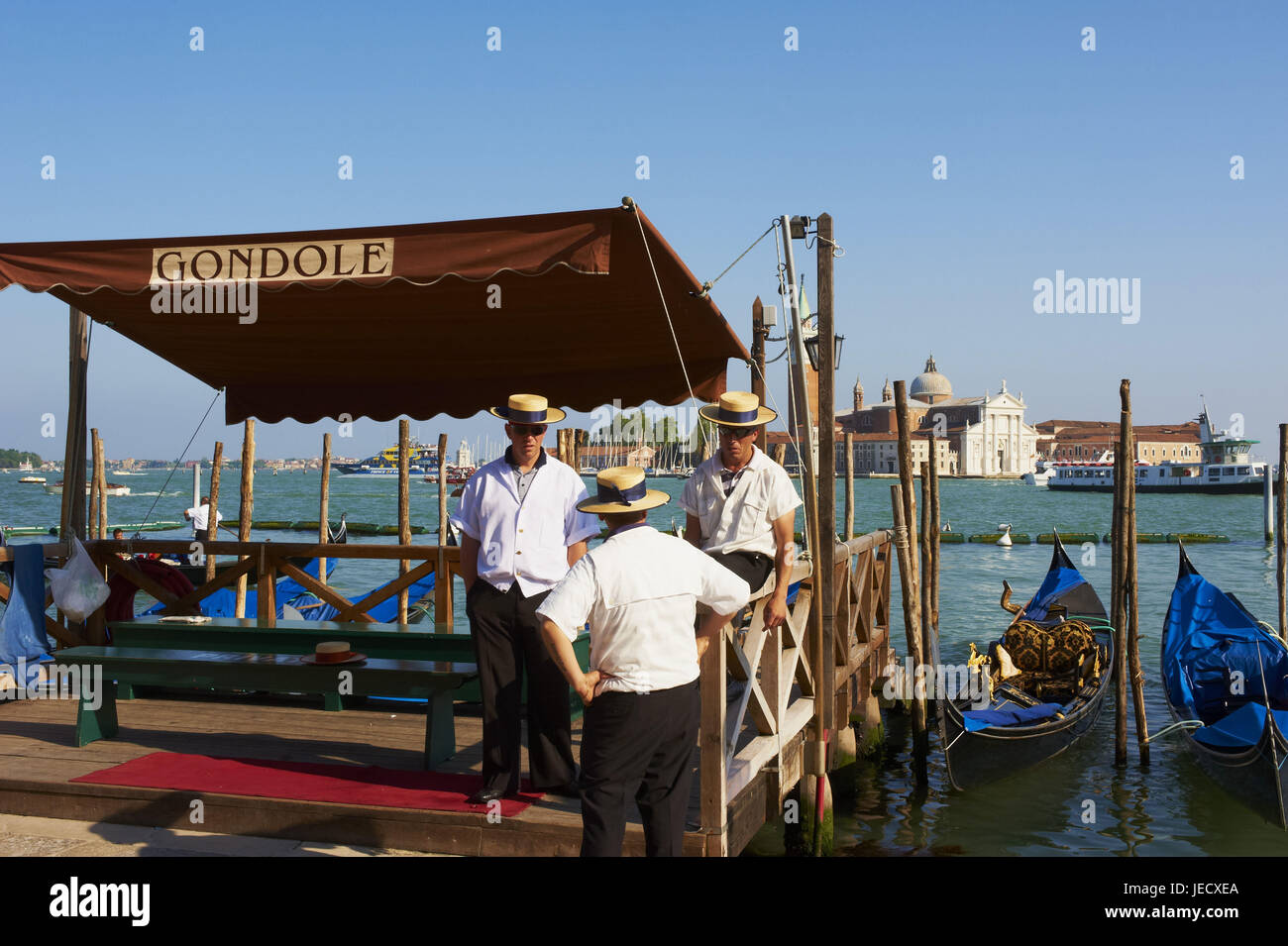 Italien, Venedig, Gondolieri auf der Insel San Giorgio Maggiore, Stockfoto