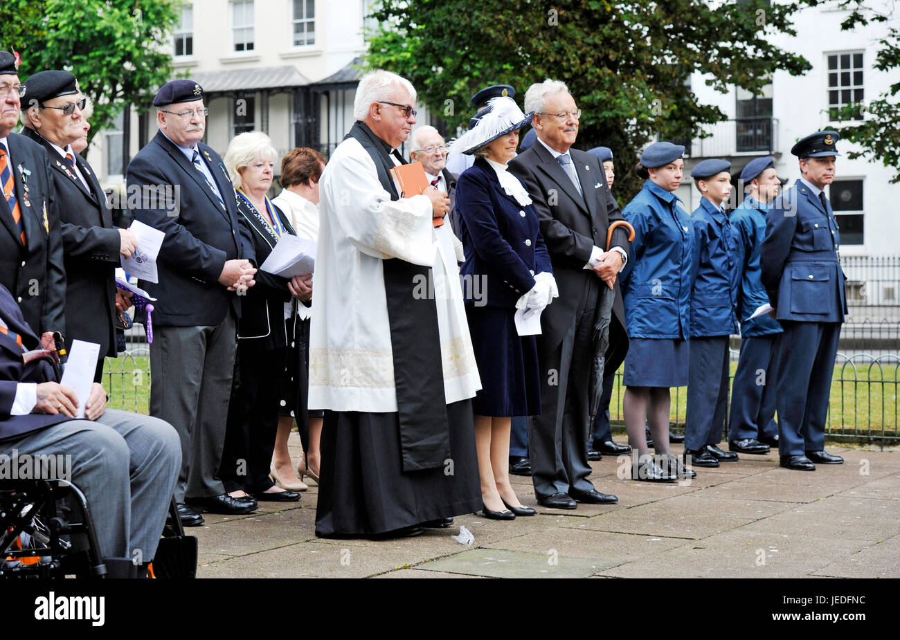 Brighton, UK. 24. Juni 2017. Ein Akt des Gedenkens für Armed Forces Day findet am Brighton Kriegerdenkmal in die alten Steine, die von der Royal British Legion Kredit organisiert: Simon Dack/Alamy Live News Stockfoto