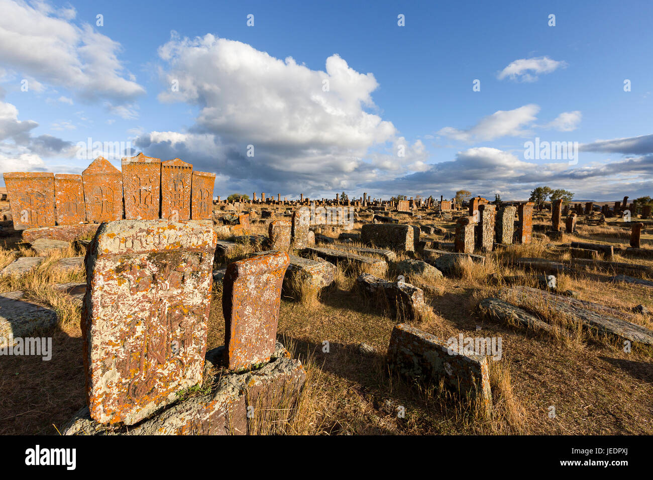 Historischer Friedhof Noratus in Armenien. Stockfoto