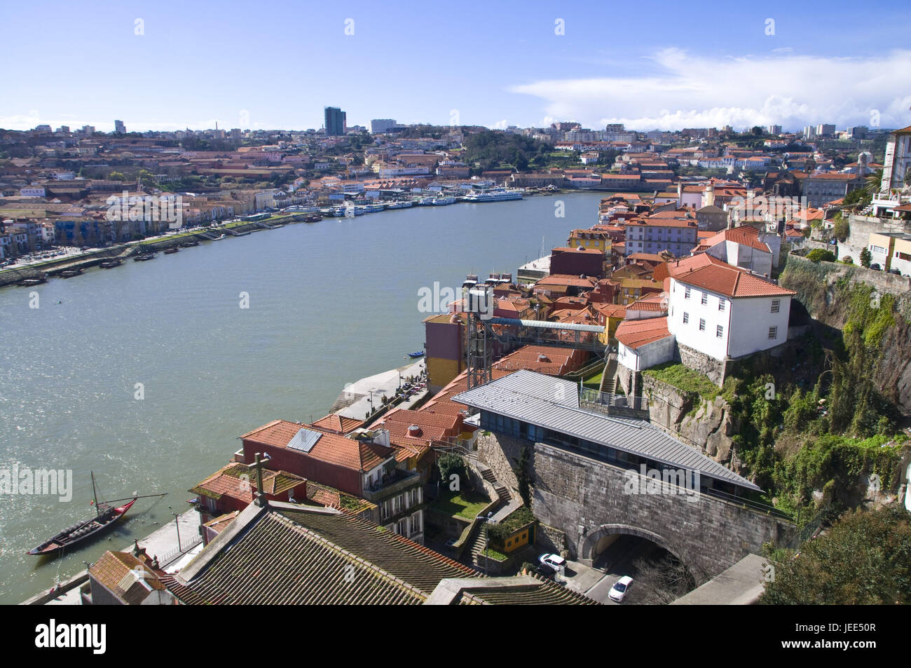 Blick über Porto mit Rio Douro, Portugal, Stockfoto