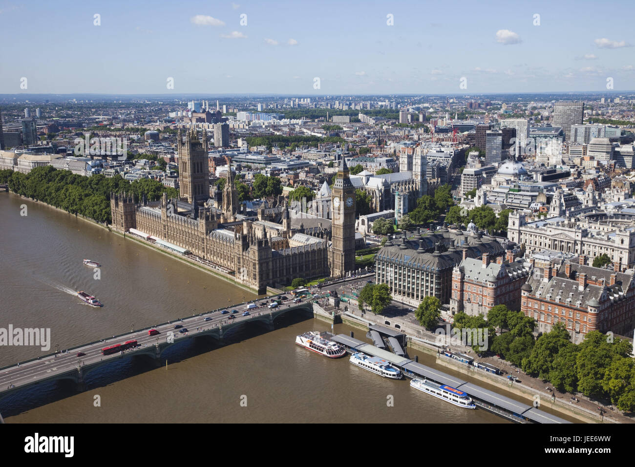 England, London, Westminster, Palast von Westminster, Big Ben, Blick auf die Stadt, Luftaufnahmen, die Themse, Stadt, Parlament, Architektur, Gebäude, Struktur, Sehenswürdigkeit, Denkmal, Tourismus, Weltkulturerbe, Fluss, Schiffe, zu überbrücken, Stockfoto