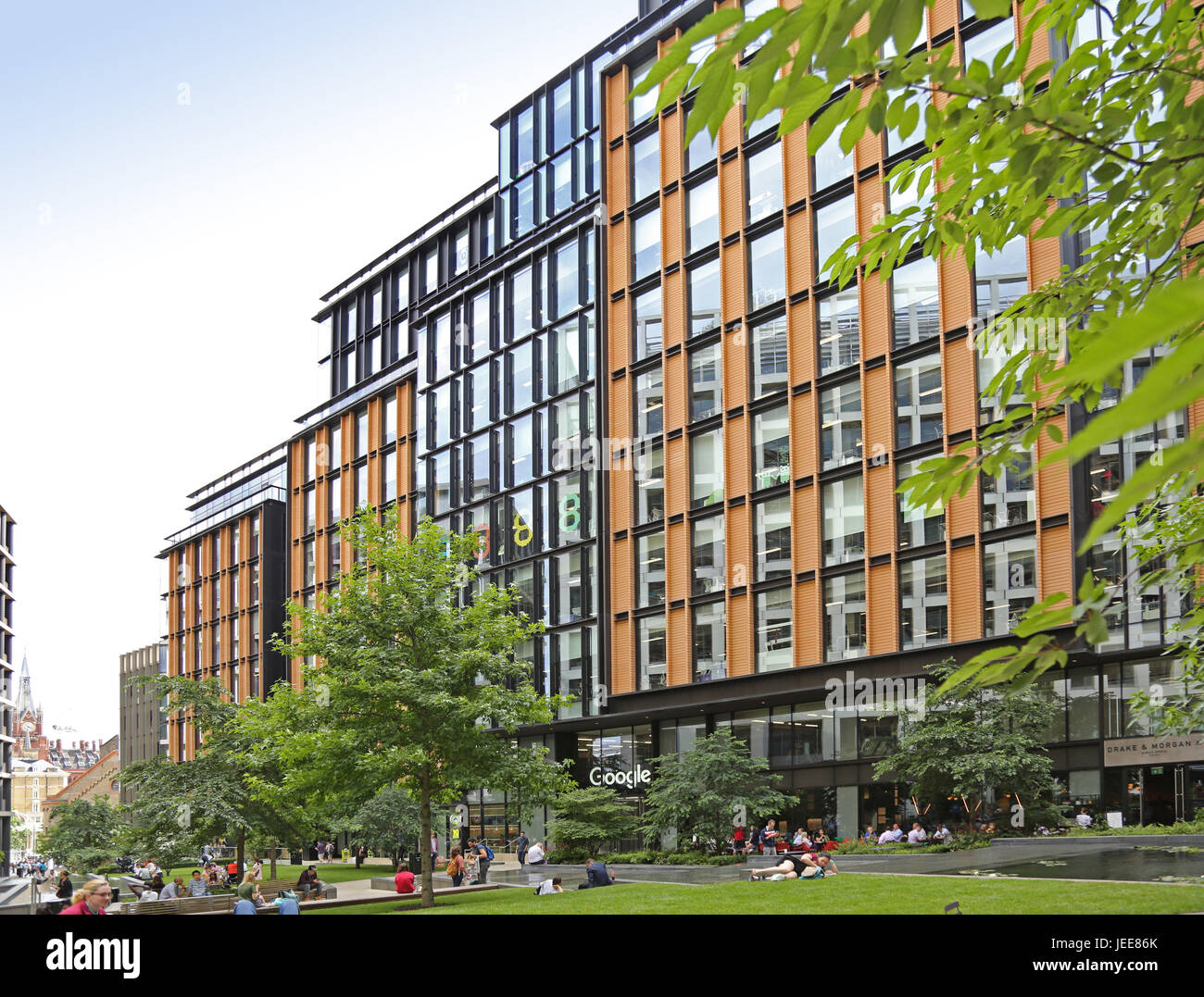 Googles neue UK Hochhaus in St Pancras Square, London. Stockfoto