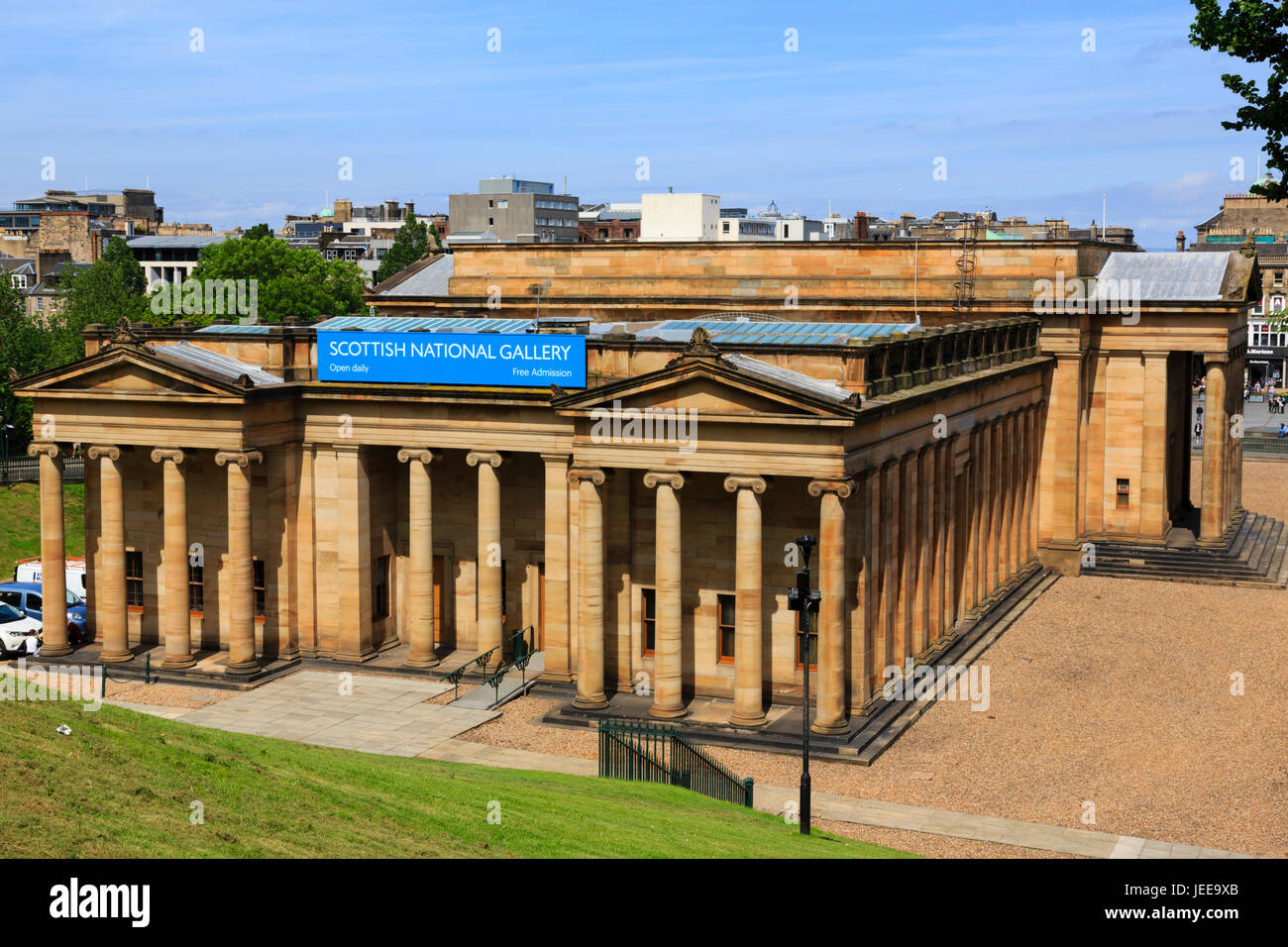 Der Scottish National Gallery auf dem Hügel, Edinburgh, Schottland Stockfoto