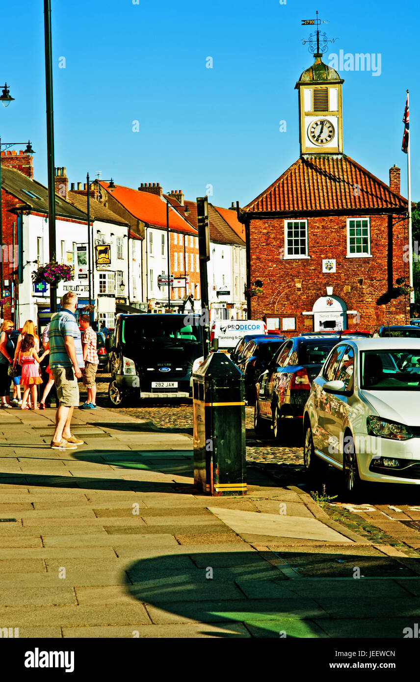 Yarm Rathaus und High Street, Yarn Stockfoto